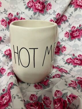 💐 2/$25💐 Rae Dunn Artisan Collection ‘Hot Mess’ Ceramic Mug